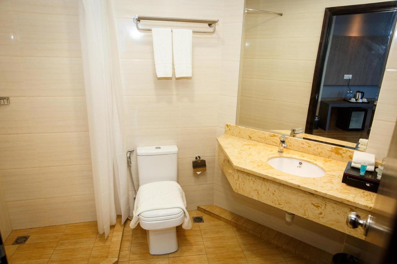Lintas Platinum Hotel Kota Kinabalu Exteriér fotografie